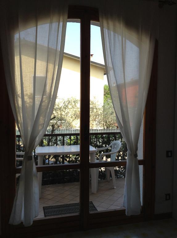 Lake Garda Lovers Peschiera del Garda Luaran gambar